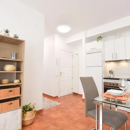 Book Jet - Ninomar Heart * Morro Jable (Fuerteventura)