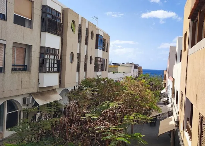 Book Jet - Ninomar Heart * Morro Jable (Fuerteventura)